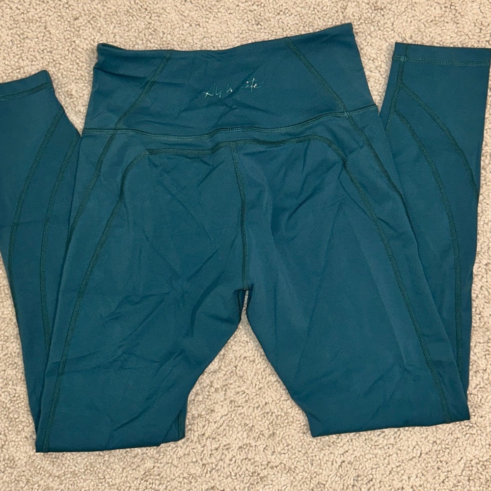 Alphalete leggings